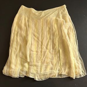 flowy yellow striped skirt!
